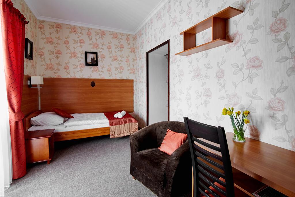 Rota Hotel Бяла Подласка Екстериор снимка