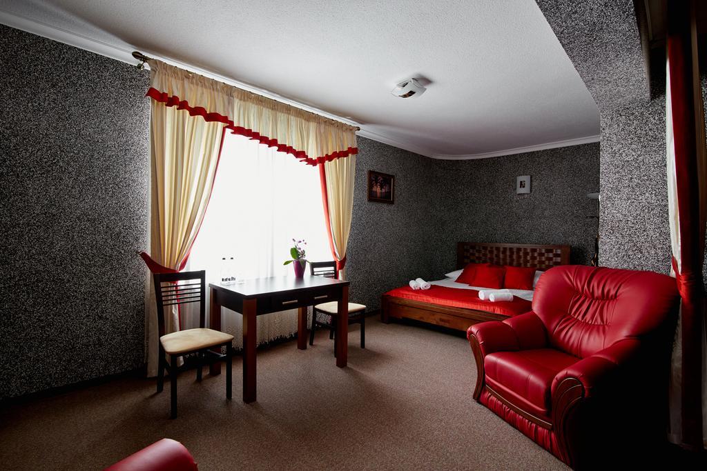 Rota Hotel Бяла Подласка Екстериор снимка