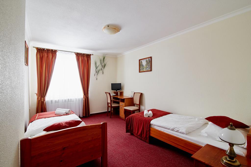 Rota Hotel Бяла Подласка Екстериор снимка