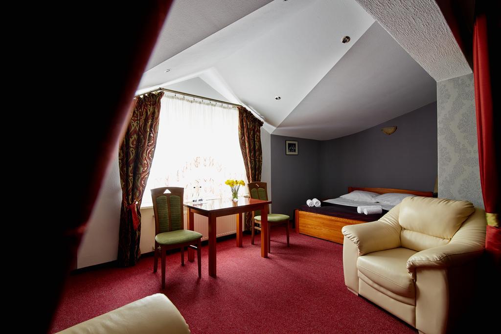 Rota Hotel Бяла Подласка Екстериор снимка